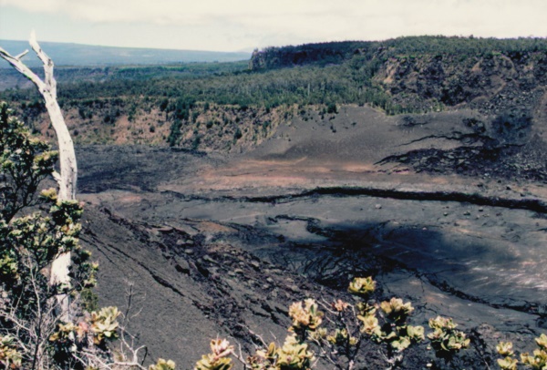 Hawaii Volcanoes National Park is both desolate and  capitivating